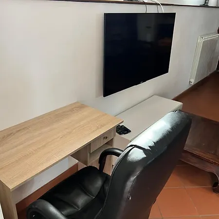 Lägenhet Taverna Indipendente Zona Ospedale *